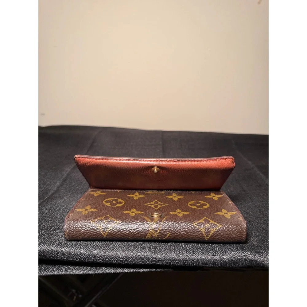 Louis Vuitton Monogram 6 Key Holder Brown Canvas Wallet M62630
